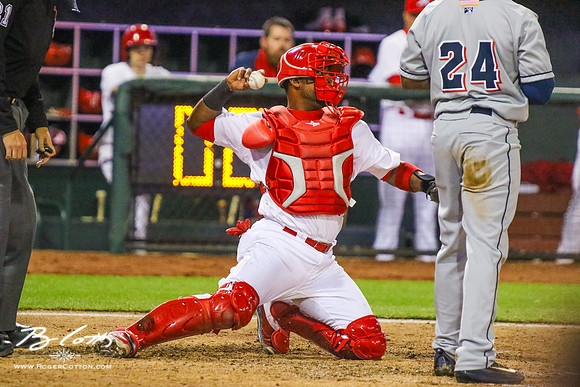 Redbirds 04-09-16-083