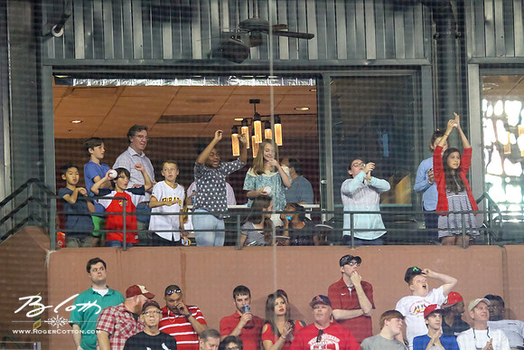 Redbirds-04-23-087