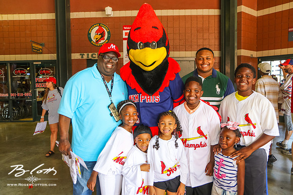 Redbirds061116-001