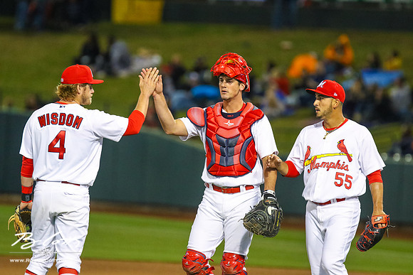 Redbirds 04-09-16-137