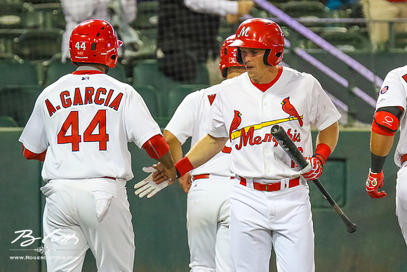 Redbirds-04-07-16-146