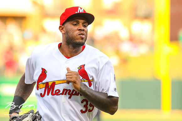 Redbirds061116-067