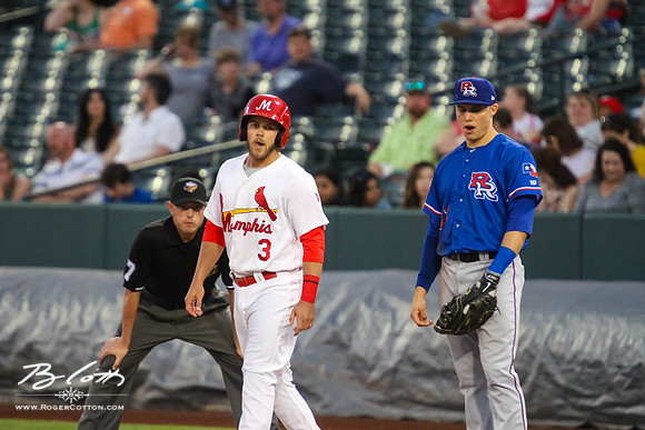 Redbirds-04-23-045