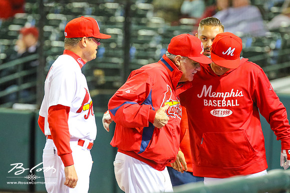 Redbirds 04-09-16-138