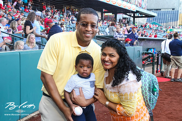 Redbirds-04-23-017